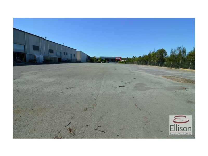 38-40 Meakin Road, Meadowbrook QLD 4131