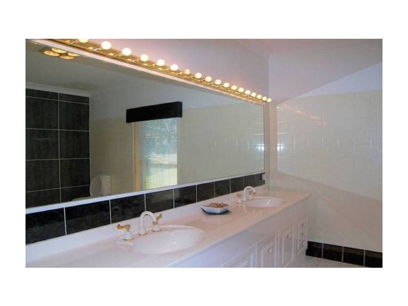 117-119 Veresdale Scrub Road, Gleneagle QLD 4285