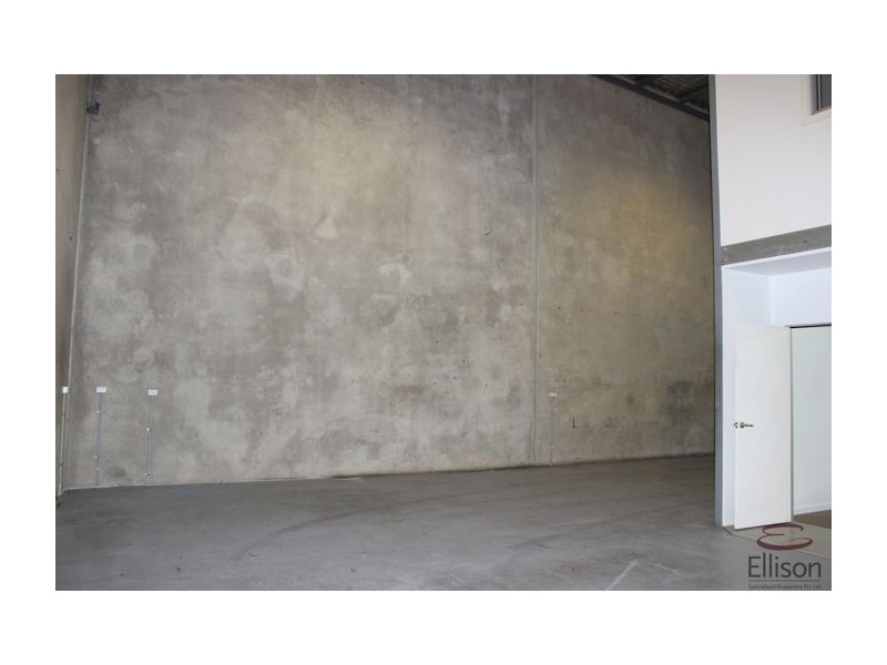 8/4-14 Riverland Drive, Loganholme QLD 4129