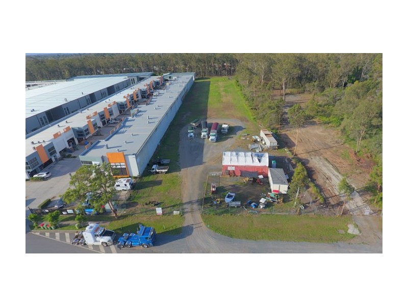 24 Ellerslie Road, Meadowbrook QLD 4131