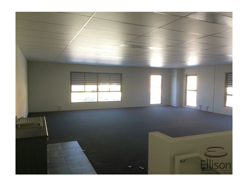 33/11 Technology Drive, Arundel QLD 4214