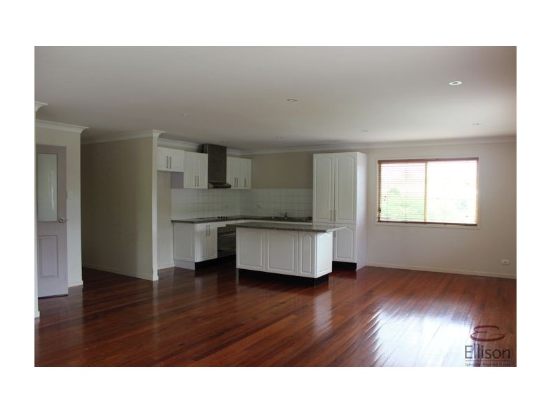 26 Beenleigh Redland Bay Road, Loganholme QLD 4129