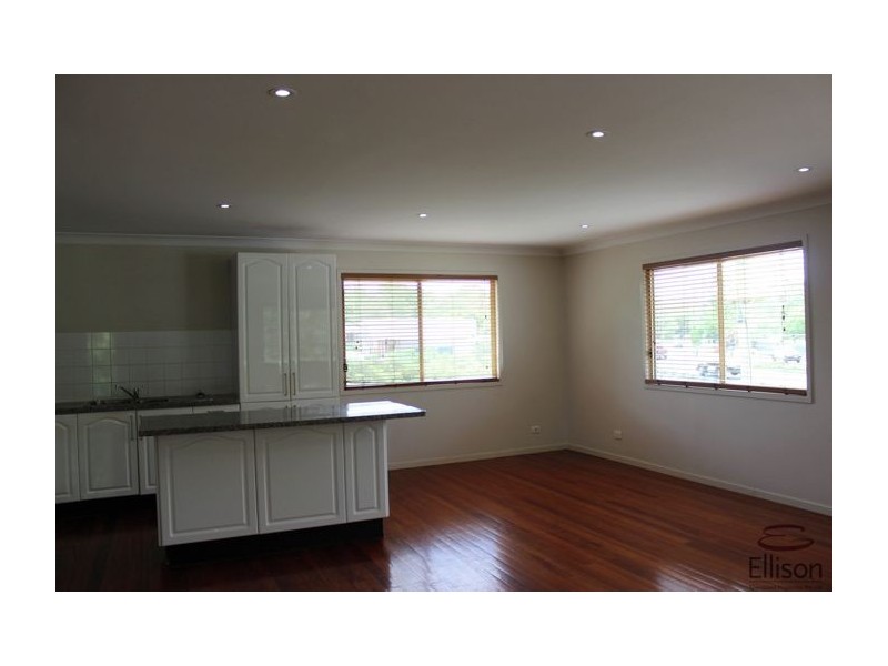 26 Beenleigh Redland Bay Road, Loganholme QLD 4129