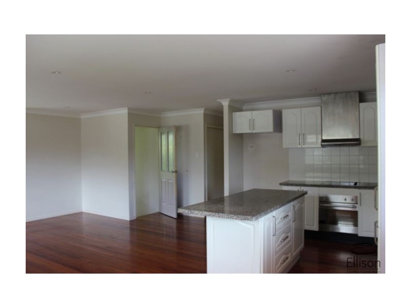 26 Beenleigh Redland Bay Road, Loganholme QLD 4129