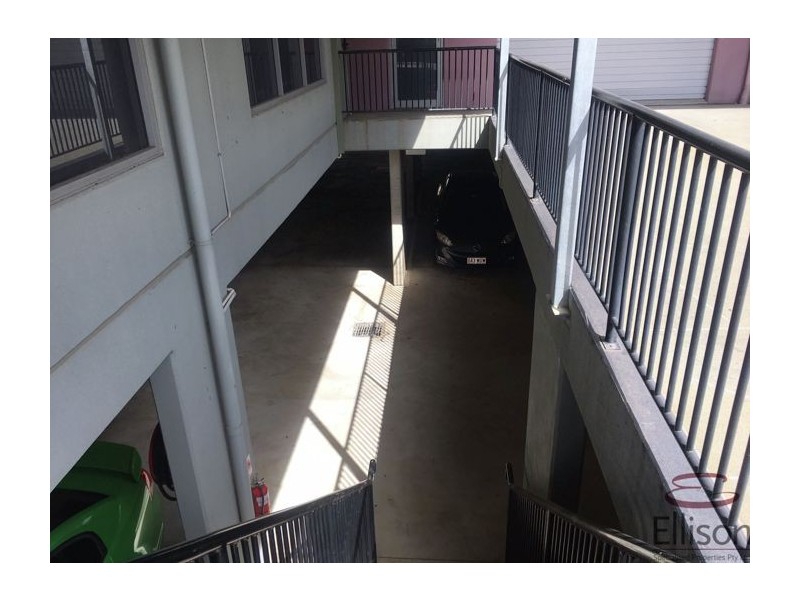 2/4 Old Pacific Highway, Yatala QLD 4207