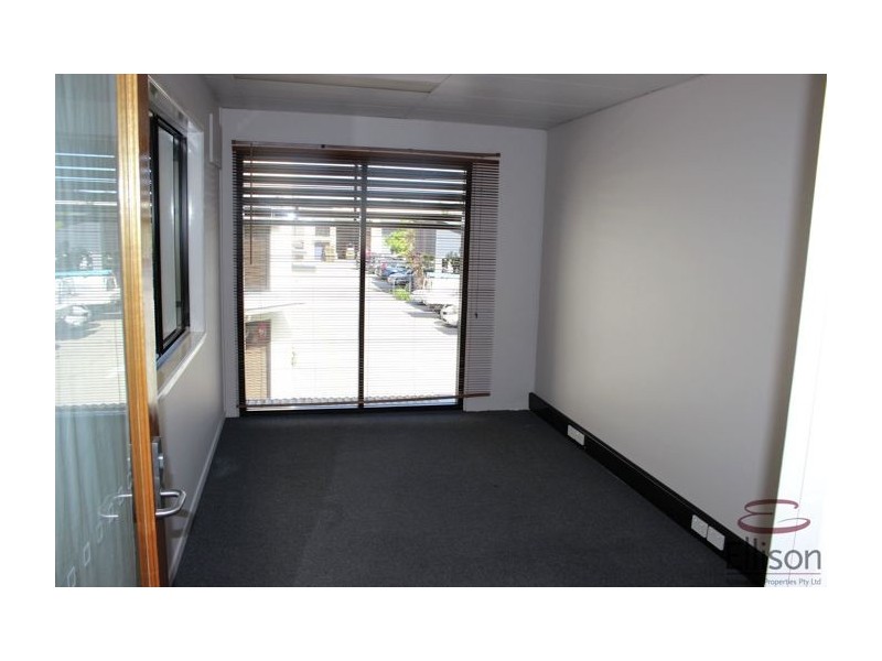 11/33 Meakin Road, Meadowbrook QLD 4131