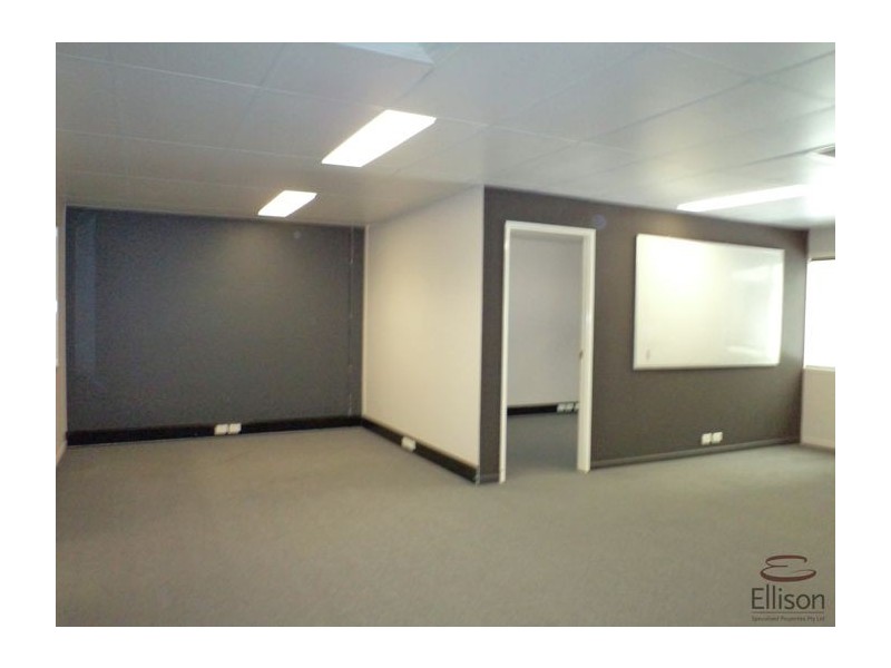 11/33 Meakin Road, Meadowbrook QLD 4131