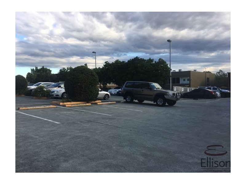 1/3352 Pacific Highway, Springwood QLD 4127