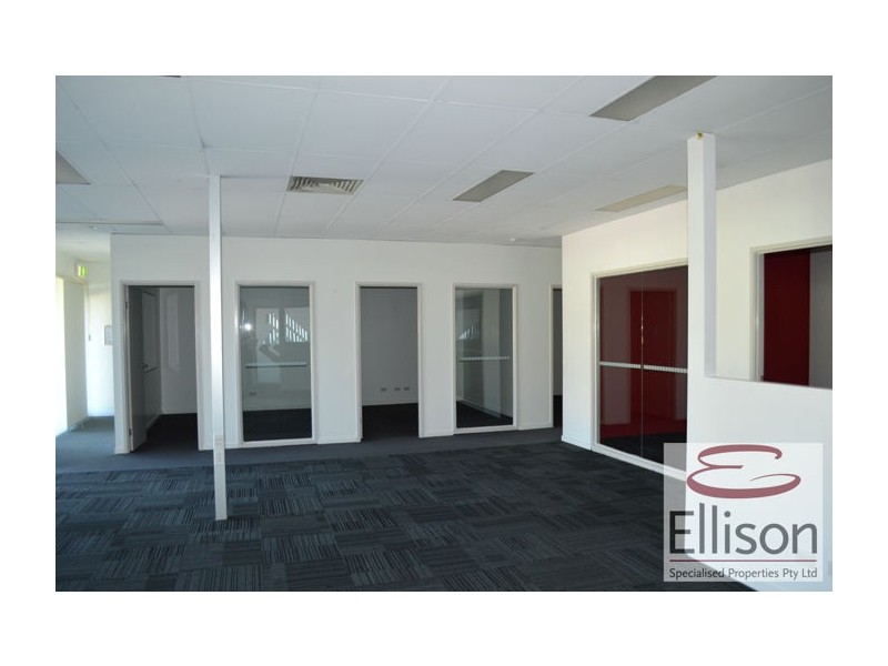 2/3998 Pacific Highway, Loganholme QLD 4129