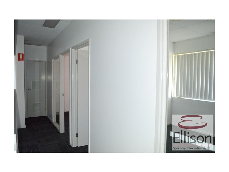 2/3998 Pacific Highway, Loganholme QLD 4129