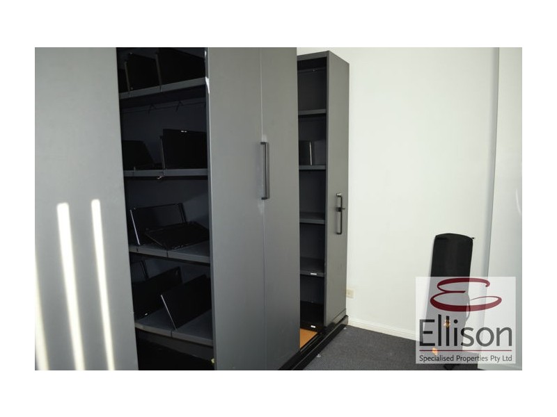 2/3998 Pacific Highway, Loganholme QLD 4129