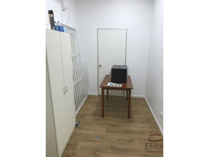 Shop 18/169-177 Old Pacific Highway, Oxenford QLD 4210