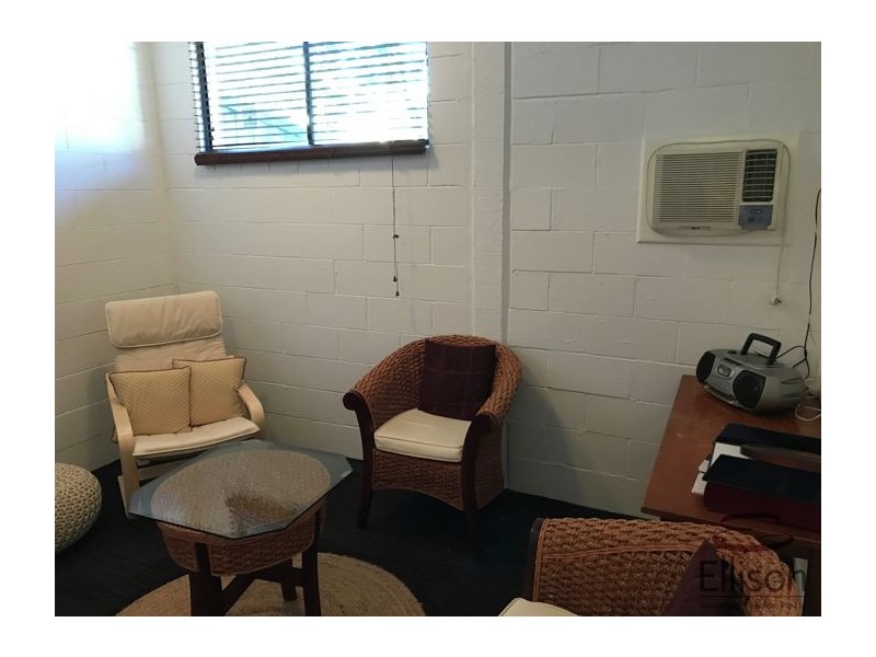 481 Old Cleveland Road, Camp Hill QLD 4152