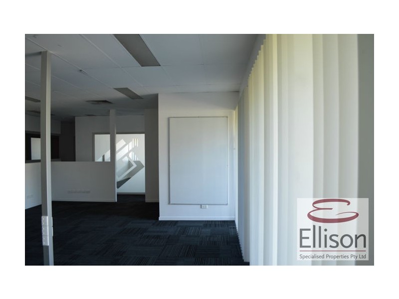 2/3998 Pacific Highway, Loganholme QLD 4129