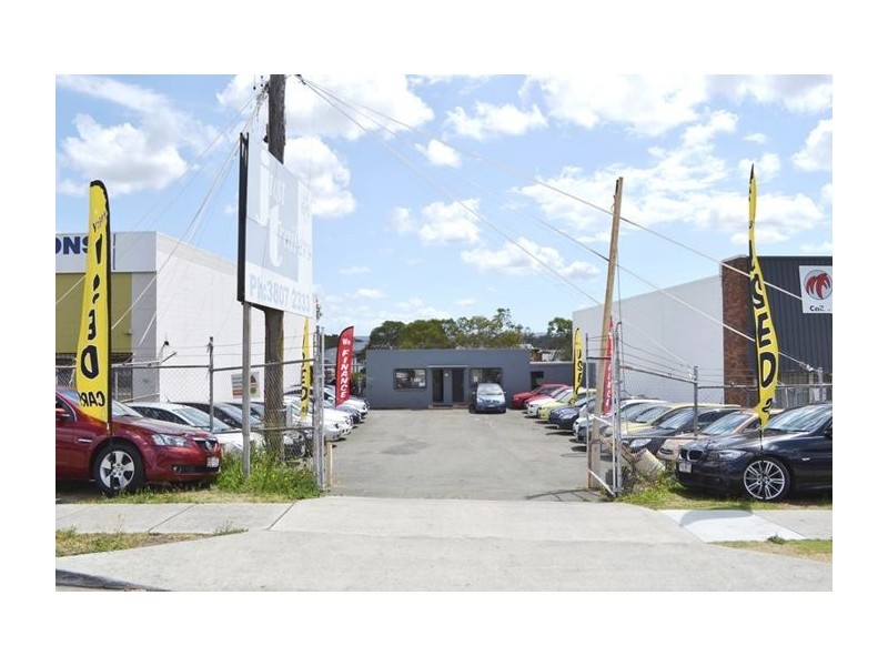 61 Logan River Road, Beenleigh QLD 4207