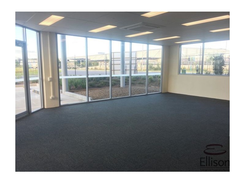 2 Siltstone Place, Berrinba QLD 4117