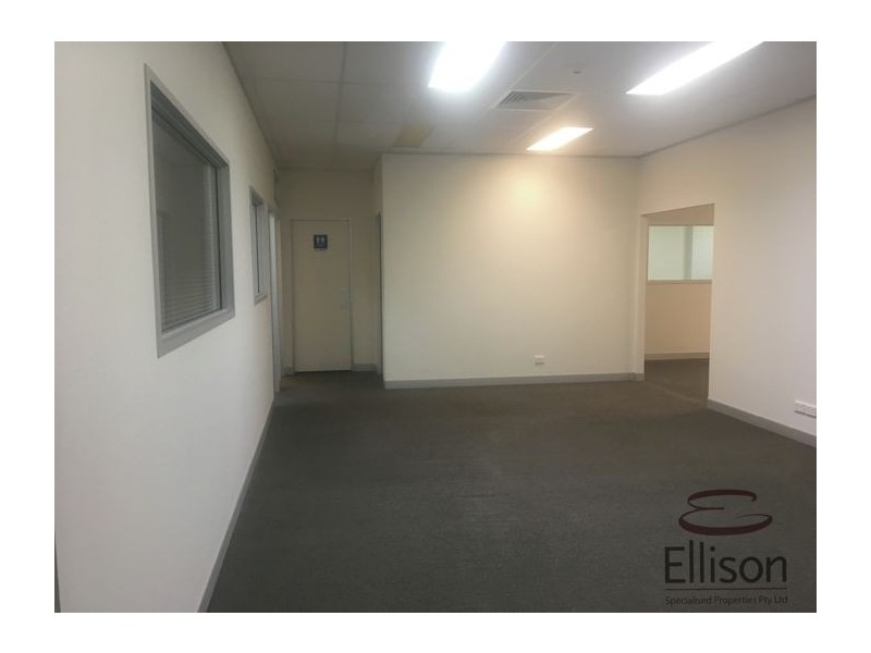 13&14/3990 Pacific Highway, Loganholme QLD 4129