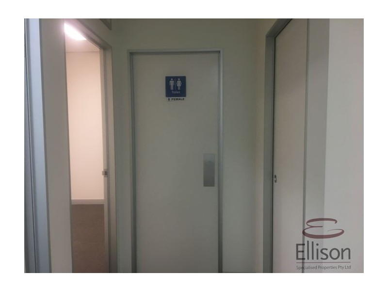 13&14/3990 Pacific Highway, Loganholme QLD 4129