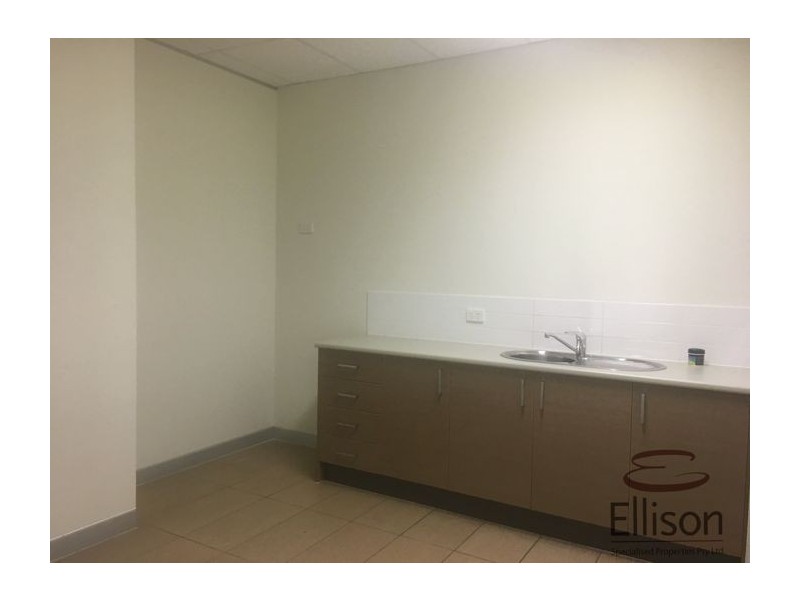 13&14/3990 Pacific Highway, Loganholme QLD 4129