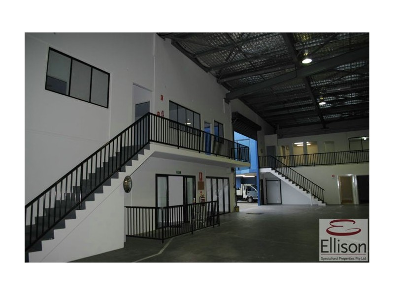 27 Millennium Circuit, Helensvale QLD 4212