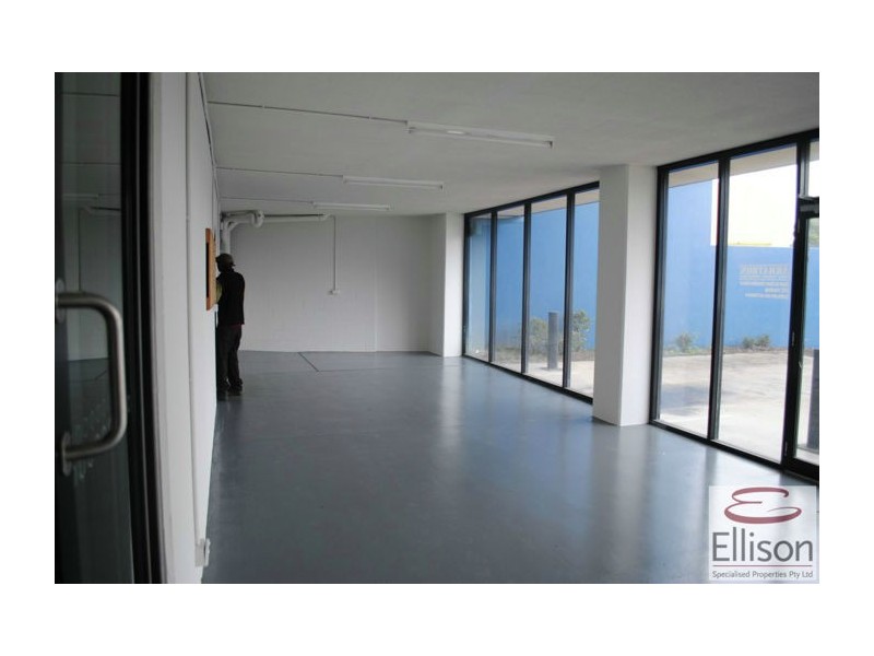 27 Millennium Circuit, Helensvale QLD 4212