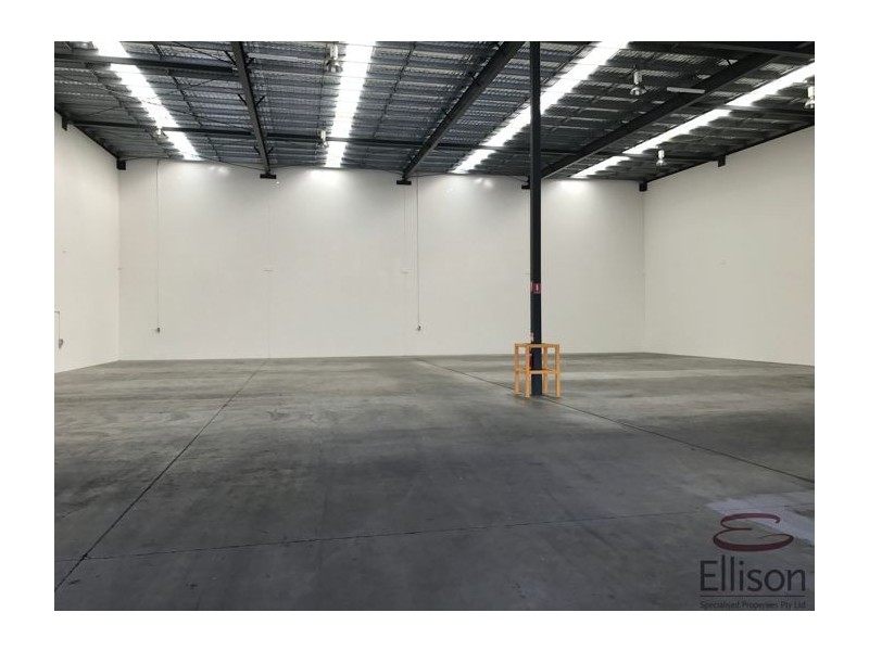 11 Ellerslie Road, Meadowbrook QLD 4131