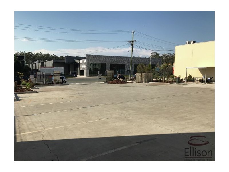 11 Ellerslie Road, Meadowbrook QLD 4131