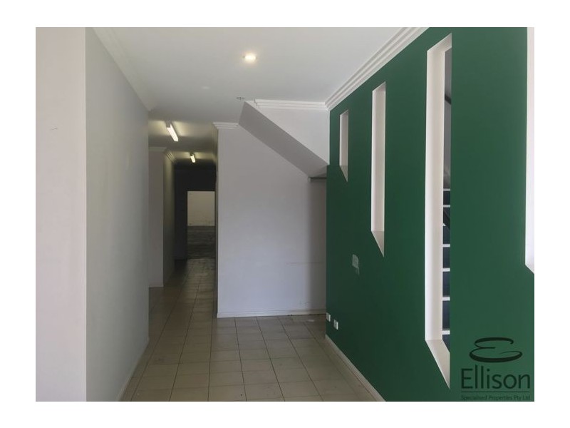 11 Ellerslie Road, Meadowbrook QLD 4131