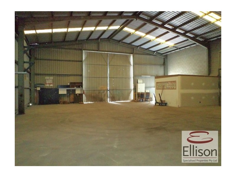 207 Queens Road, Kingston QLD 4114