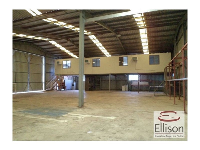 207 Queens Road, Kingston QLD 4114