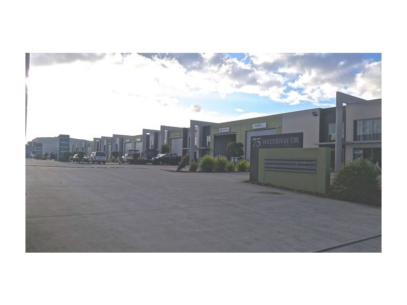 9/75 Waterway Drive, Coomera QLD 4209