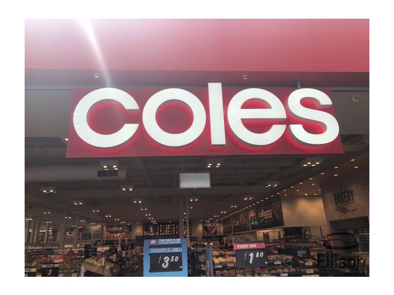 Shop 11/1 Commercial Street, Upper Coomera QLD 4209