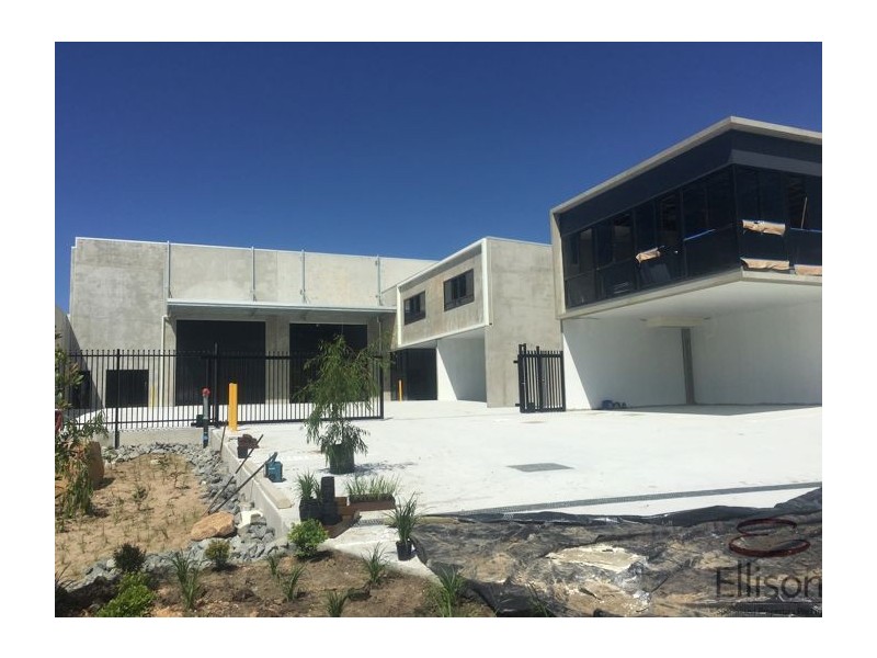 14(A) Harrington Street, Arundel QLD 4214