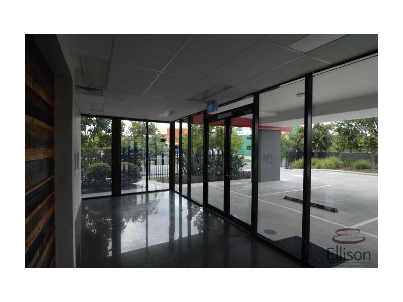 1 15 Henry Street, Loganholme QLD 4129