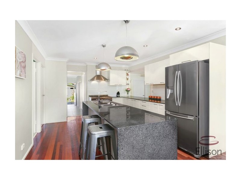 118 Whiting Street, Labrador QLD 4215