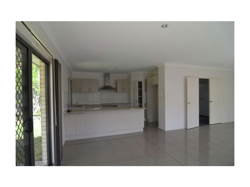 4 Everest Street, Sunnybank QLD 4109