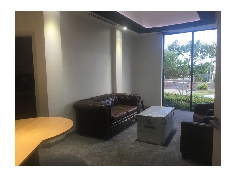 1/10 Paxton Street, Springwood QLD 4127