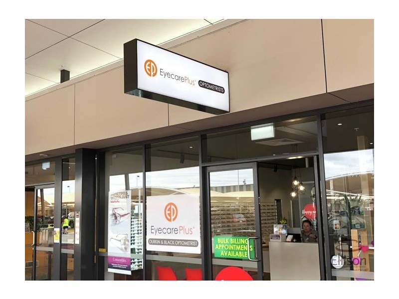 502 Hope Island Road, Helensvale QLD 4212