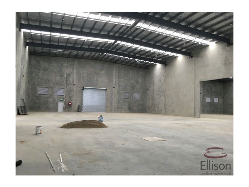 1&2/115 Corymbia Place, Parkinson QLD 4115