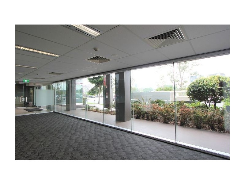 SG3/303 Coronation Drive, Milton QLD 4064