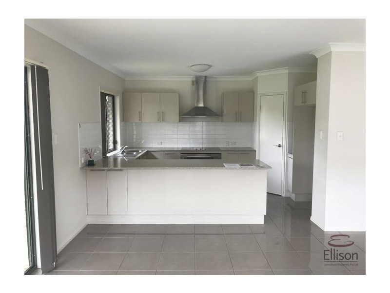 4 Everest Street, Sunnybank QLD 4109