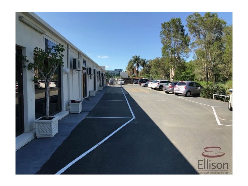 131-135 Old Pacific Highway, Oxenford QLD 4210