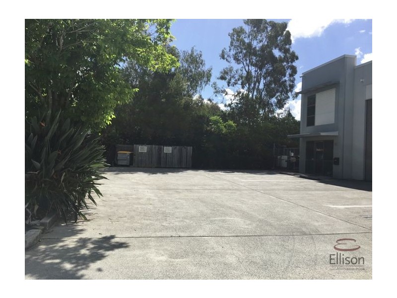 11&12/172 North Road, Woodridge QLD 4114