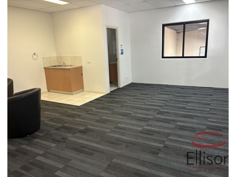 2/15 Commerce Circuit, Yatala QLD 4207