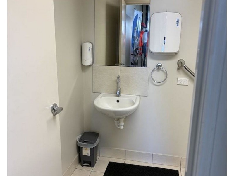 2/15 Commerce Circuit, Yatala QLD 4207