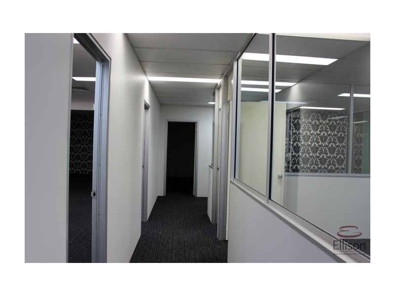 35 Kingston Road, Woodridge QLD 4114