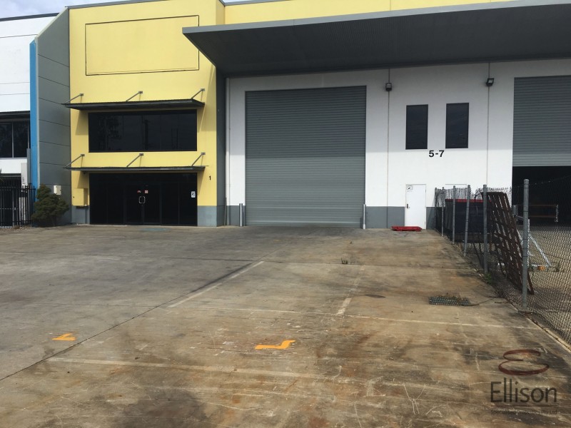 1/5-7 Meakin Road, Meadowbrook QLD 4131