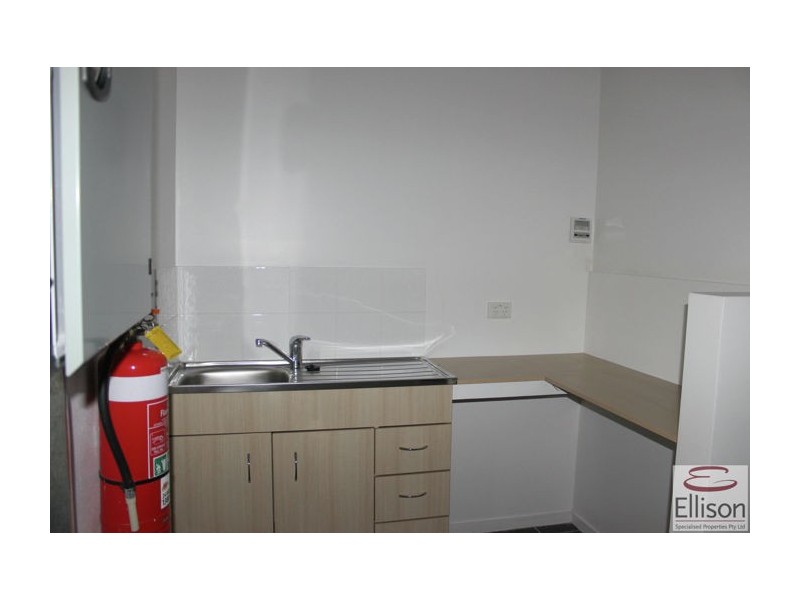 5/18 Beenleigh-Redland Bay Road, Loganholme QLD 4129