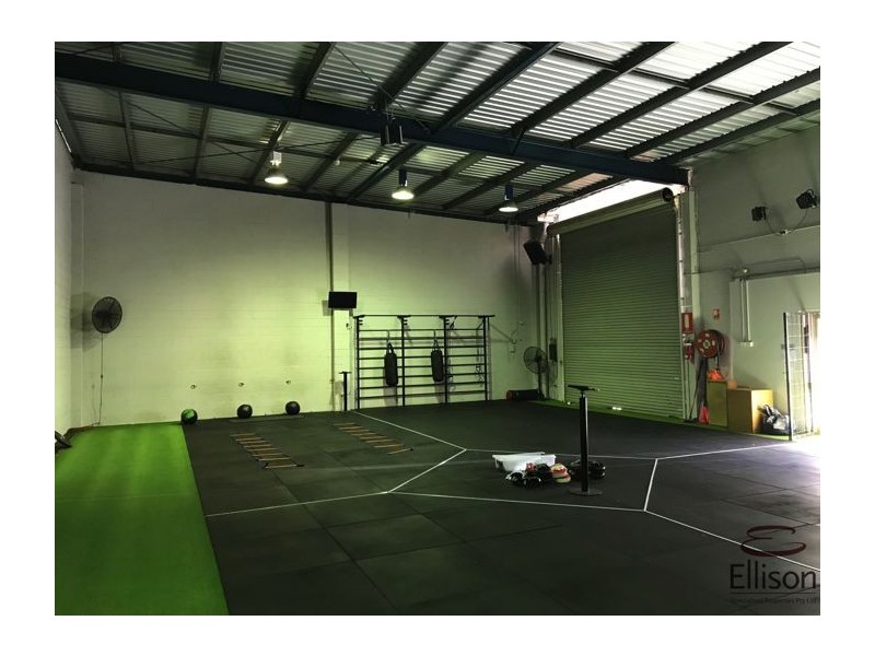 4/3375 Pacific Highway, Slacks Creek QLD 4127