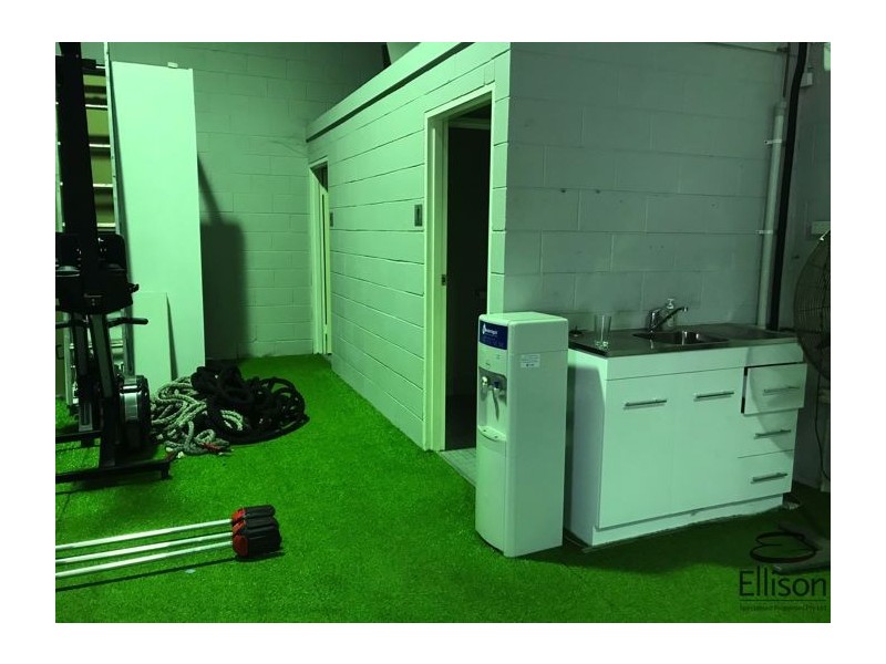 4/3375 Pacific Highway, Slacks Creek QLD 4127